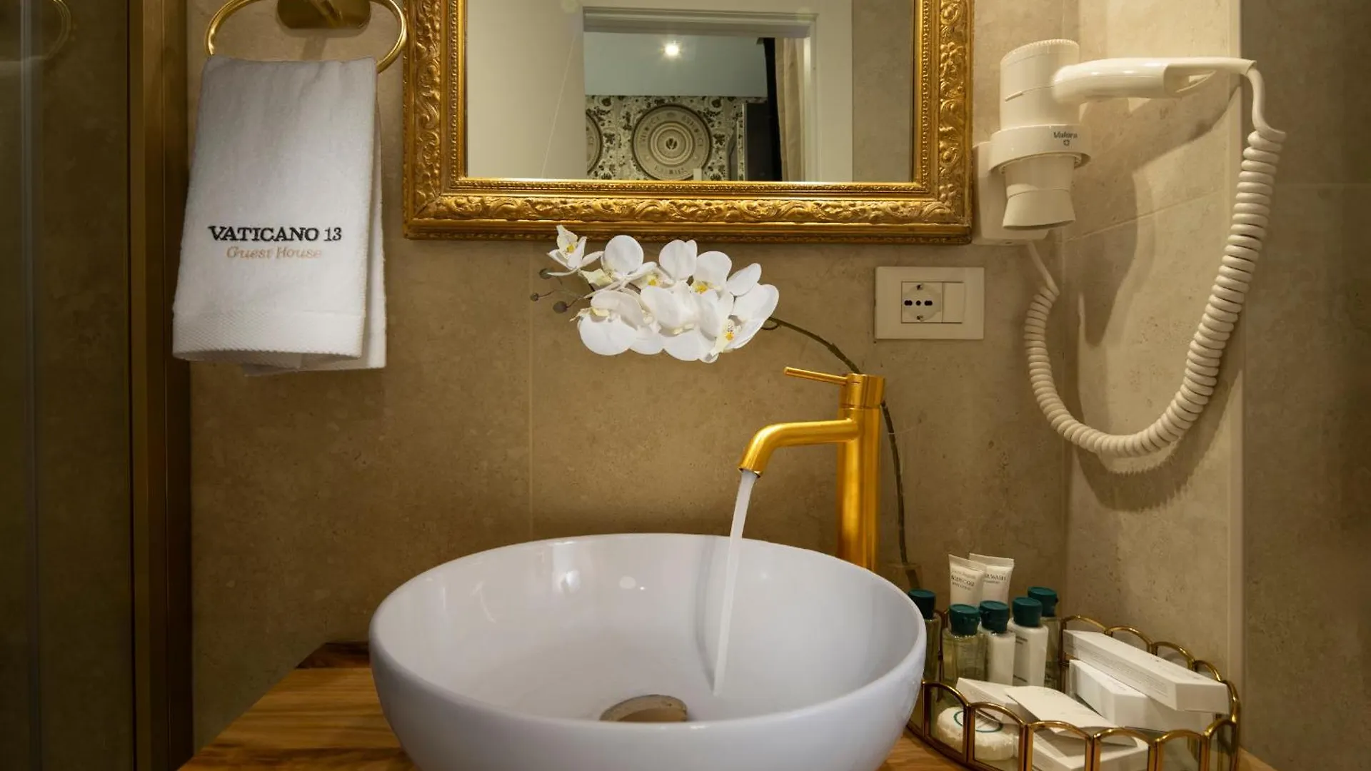 Vaticano 13 Guest House Rome Bed & Breakfast